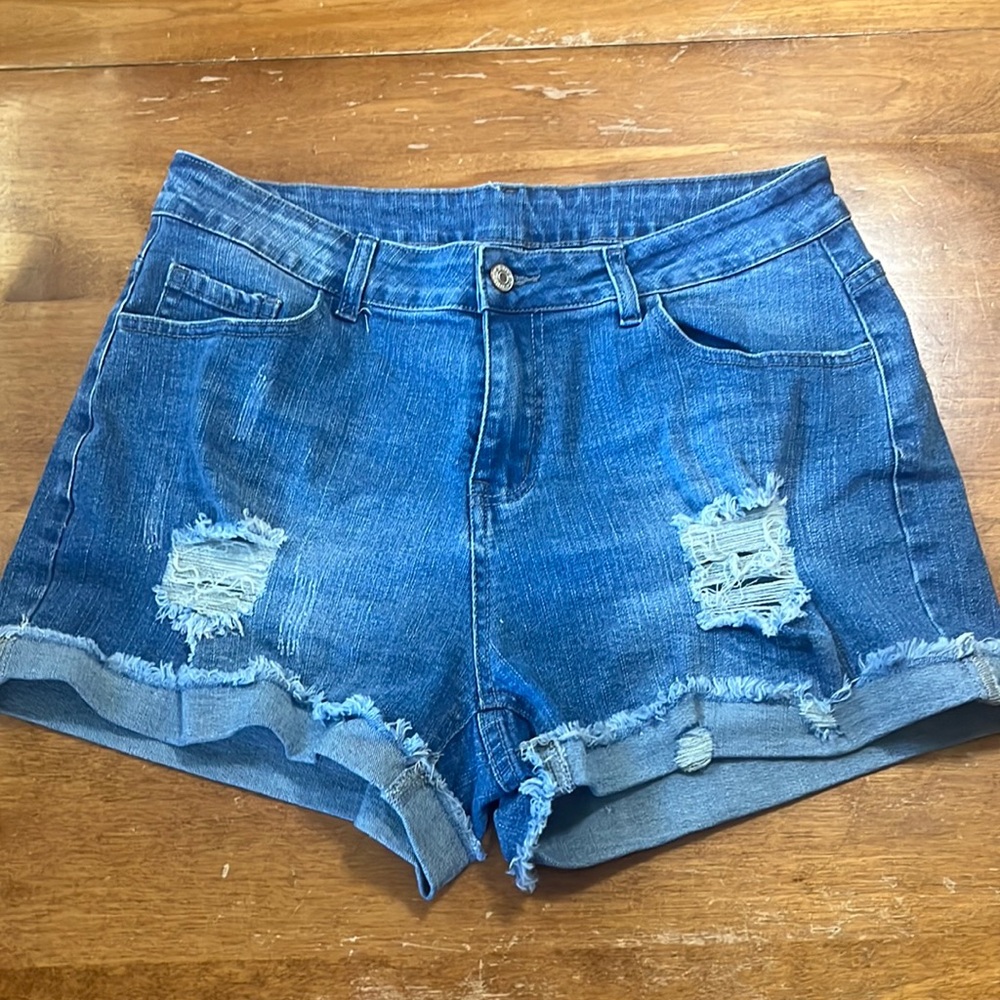 NWOT • Light Demin Jean Shorts